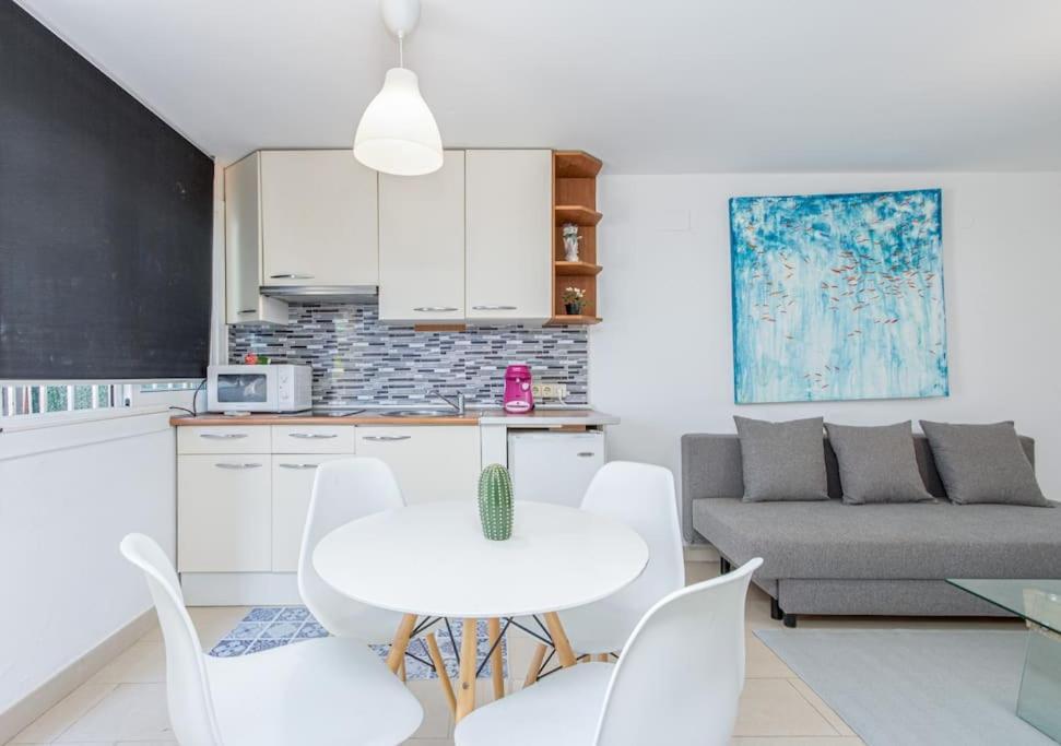 Casita Con Jardin, Bbq, Wifi, Centro Y Playa Villa Empuriabrava Eksteriør billede