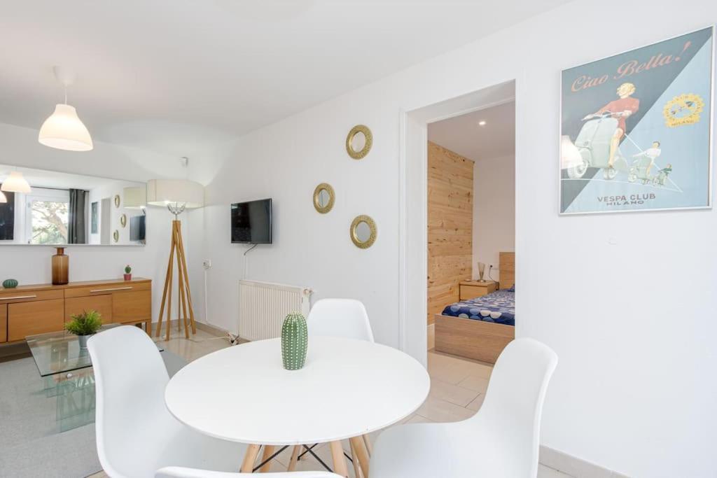 Casita Con Jardin, Bbq, Wifi, Centro Y Playa Villa Empuriabrava Eksteriør billede